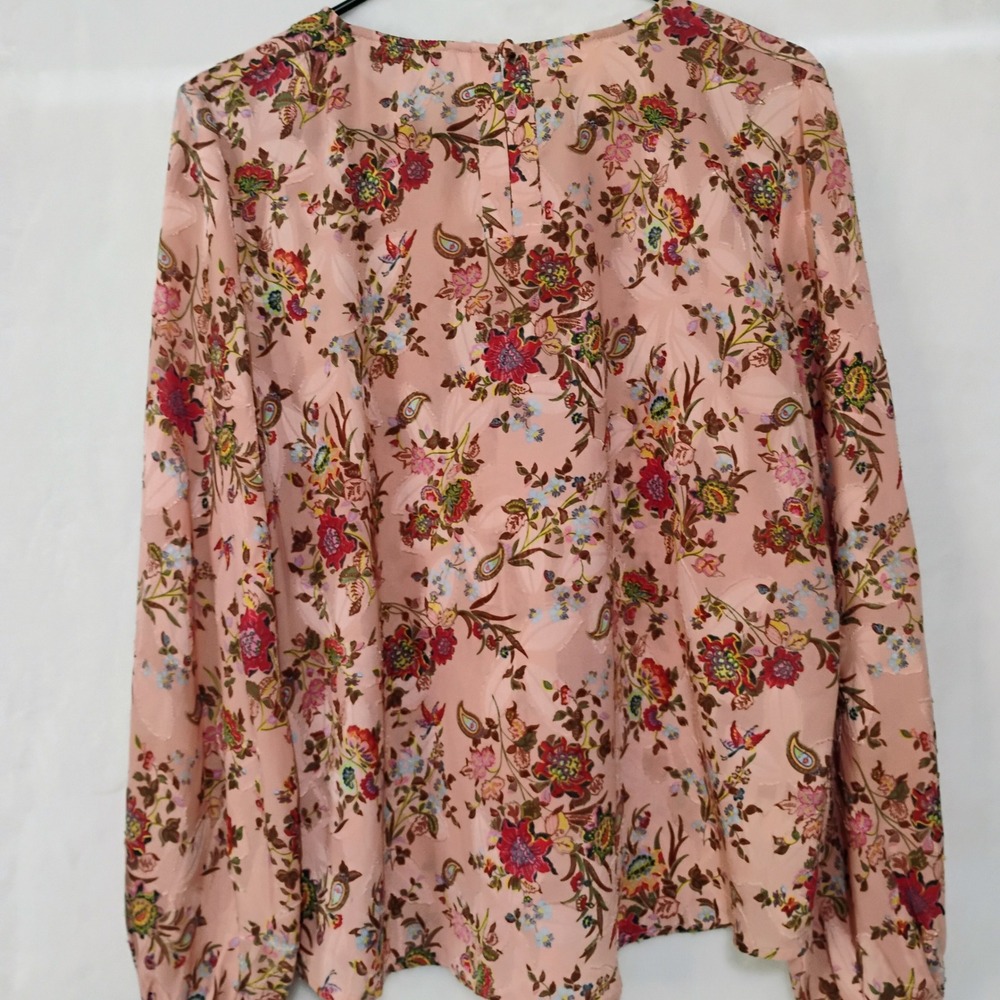 Loft Pink Floral Paisley Long Sleeve Blouse Top Pink Size Medium Lightweight Q - Picture 2 of 7